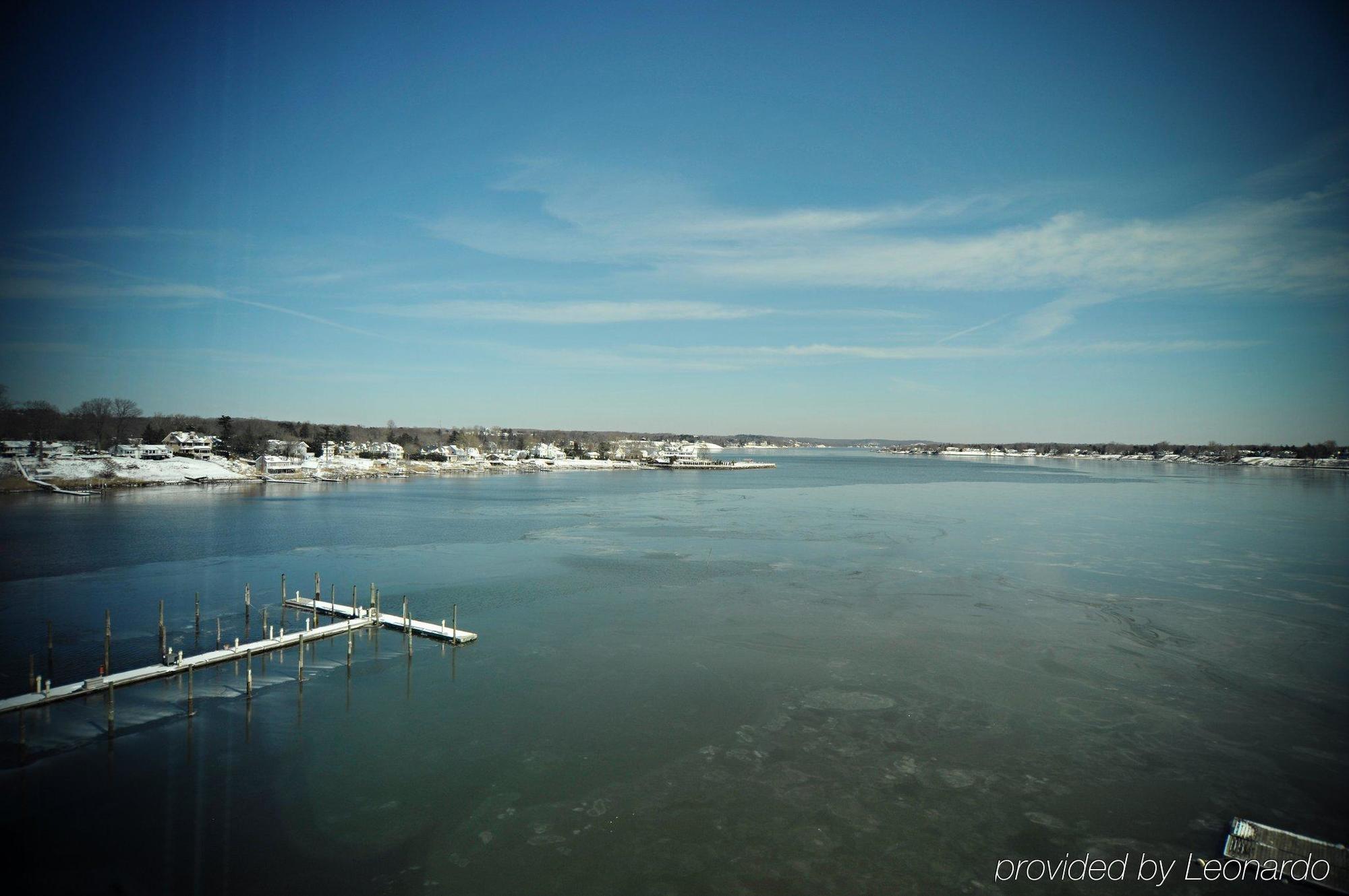 Oyster Point Hotel Red Bank Instalações foto